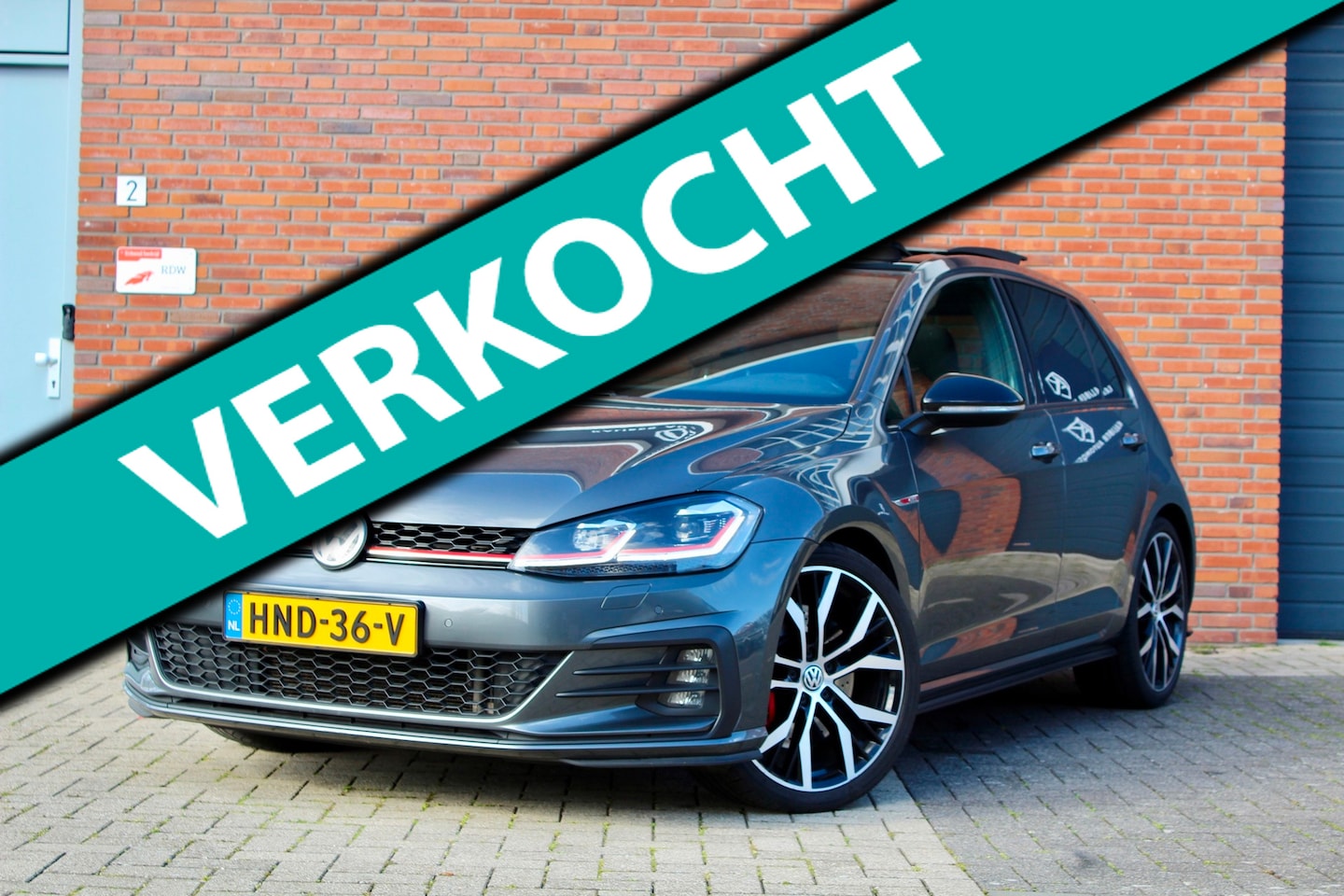 Volkswagen Golf - 2.0 TSI GTI Performance | PANO VIRTUAL DCC - AutoWereld.nl