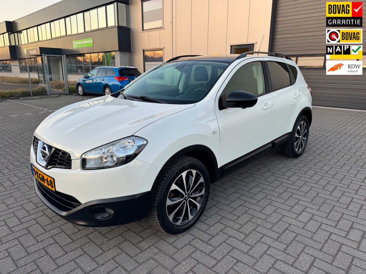 Nissan Qashqai - 1.6 360 1.6 360 - AutoWereld.nl