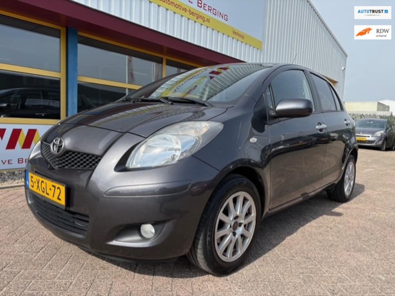 Toyota Yaris - 1.3 VVTi Comfort AIRCO APK T/M 19-1-2027 - AutoWereld.nl