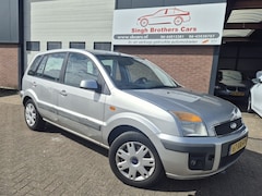 Ford Fusion - 1.6-16V Ghia/AIRCO/PDC/NAP/INRUILKOOPJE