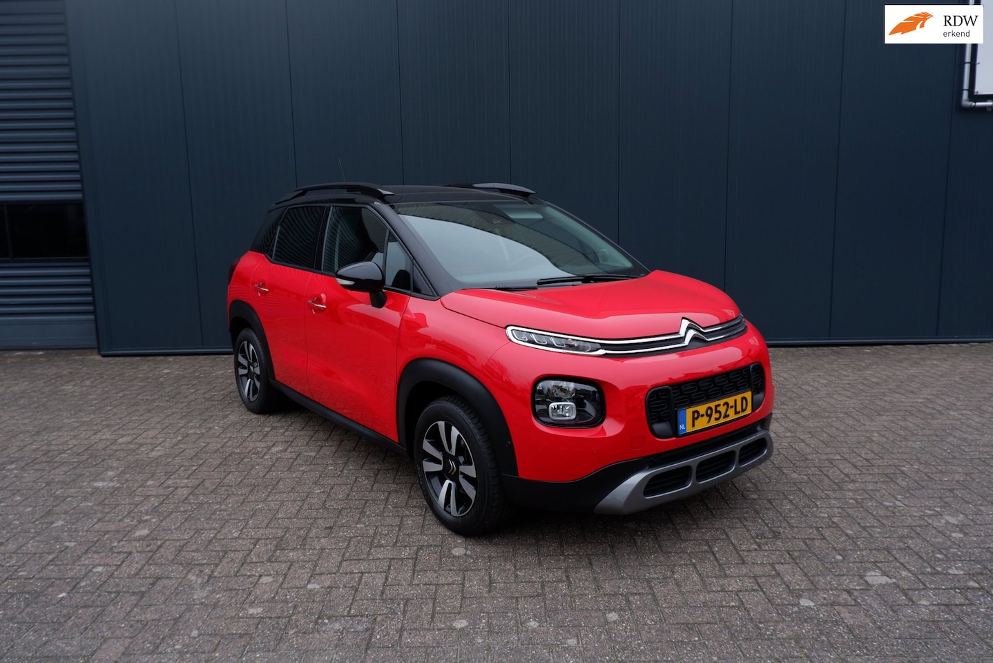 Citroën C3 Aircross - 1.2 PureTech S&S Shine 1.2 PureTech S&S Shine - AutoWereld.nl