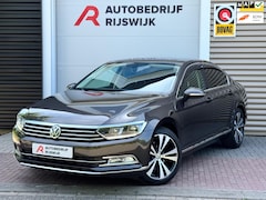 Volkswagen Passat - 1.4 TSI Comfortline AppleCarPlay/Camera/Keyless