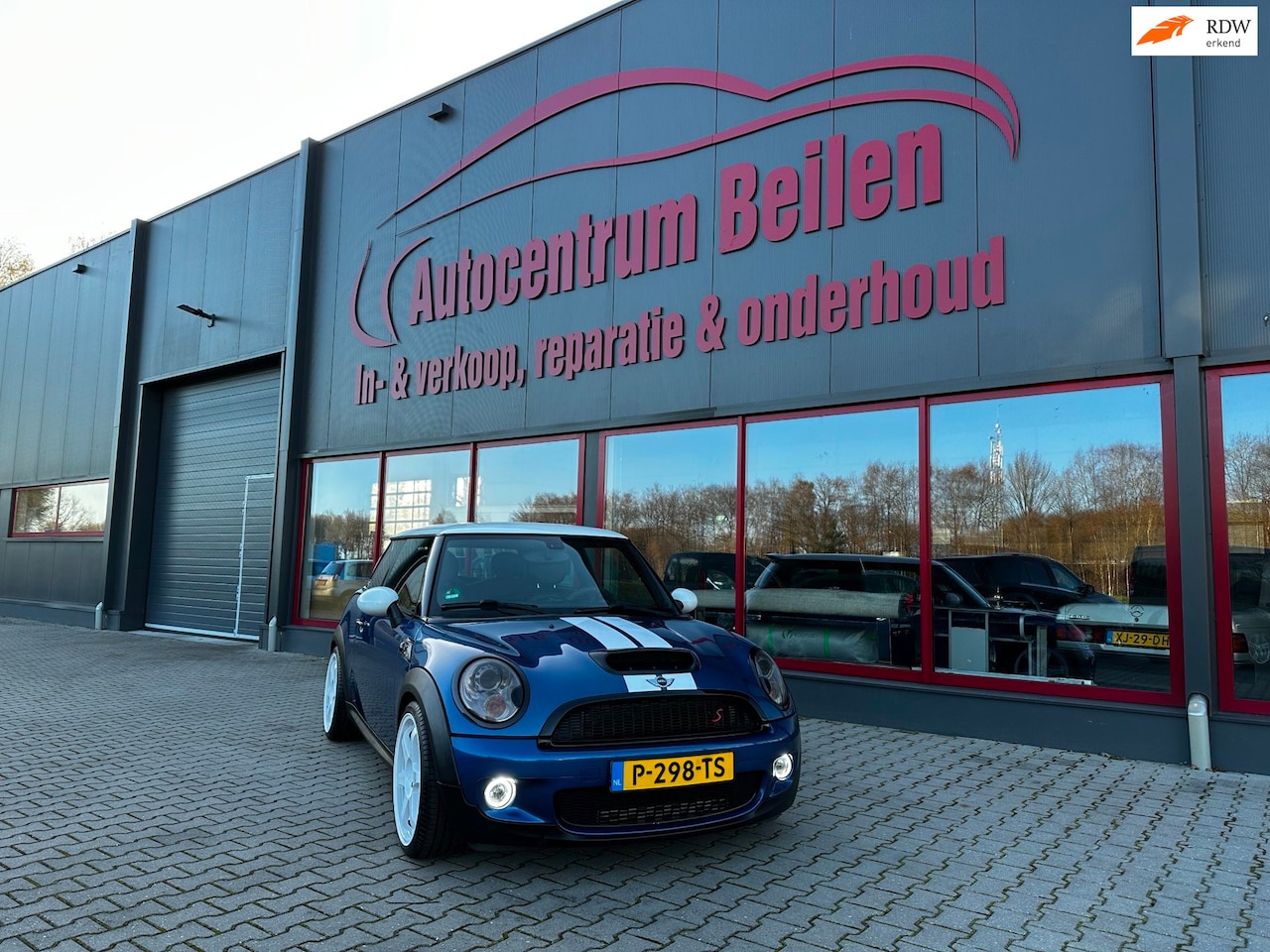 MINI Cooper S - Mini 1.6 / Led / Xenon / / Leer / Nieuwe APK / Stoelverwarming /Cruise / 6-Bak / Sport / - AutoWereld.nl
