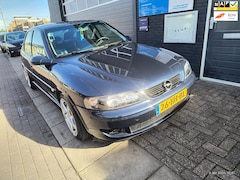 Opel Vectra - 2.6 V6 Business Edition zeldzaam handbak
