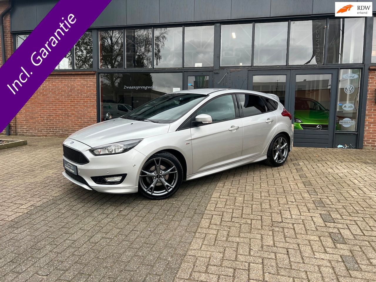 Ford Focus - 1.0 ST-Line 1.0 ST-Line, Sync 3, Cruise control, Dealer OH - AutoWereld.nl