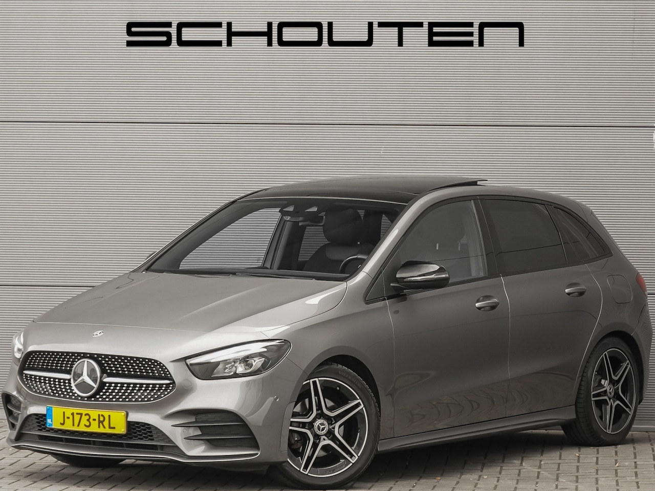 Mercedes-Benz B-klasse - 200 Business Solution AMG Pano Trekhaak - AutoWereld.nl