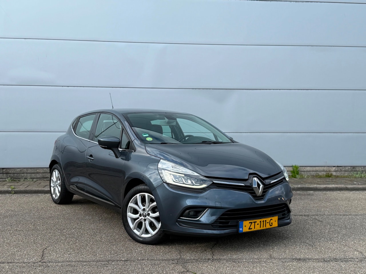 Renault Clio - 1.5 dCi Intens 5D (bj 2019) LED|NAVI|LMV|CLIMA - AutoWereld.nl