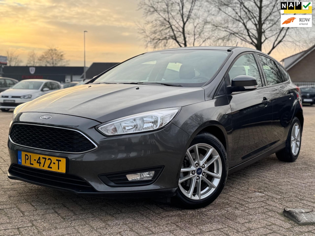 Ford Focus - 1.0 Lease Edition AIRCO NAVIGATIE CRUISE NAP124DKM PDC APK - AutoWereld.nl