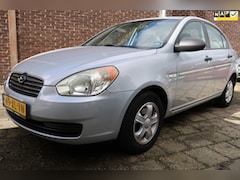 Hyundai Accent - 1.6i Dynamic