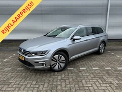 Volkswagen Passat Variant - 1.4 TSI GTE, Navigatie, Parkeersensoren, Cruisecontrol, trekhaak, LED, stoelverwarming