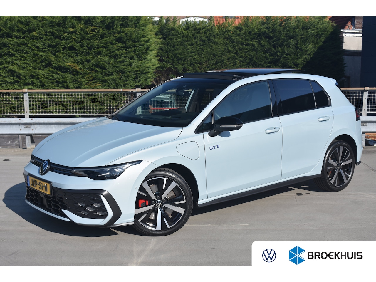Volkswagen Golf - GTE 272PK VERLENGDE GARANTIE | Vienna leder pakket | Head-up display | Schuif-kanteldak | - AutoWereld.nl