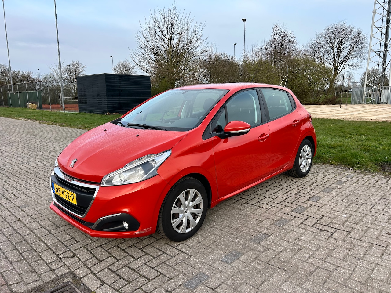 Peugeot 208 - 1.2 PureTech Allure 1.2 PureTech Allure - AutoWereld.nl