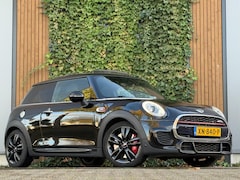 MINI John Cooper Works - 2.0 Chili|PANO|HEAD UP|231PK|JCW|HARMAN KARDON