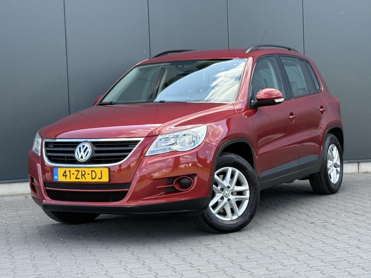 Volkswagen Tiguan - 1.4 TSI Comfort&Design 4Motion Trekhaak - Cruise - AutoWereld.nl