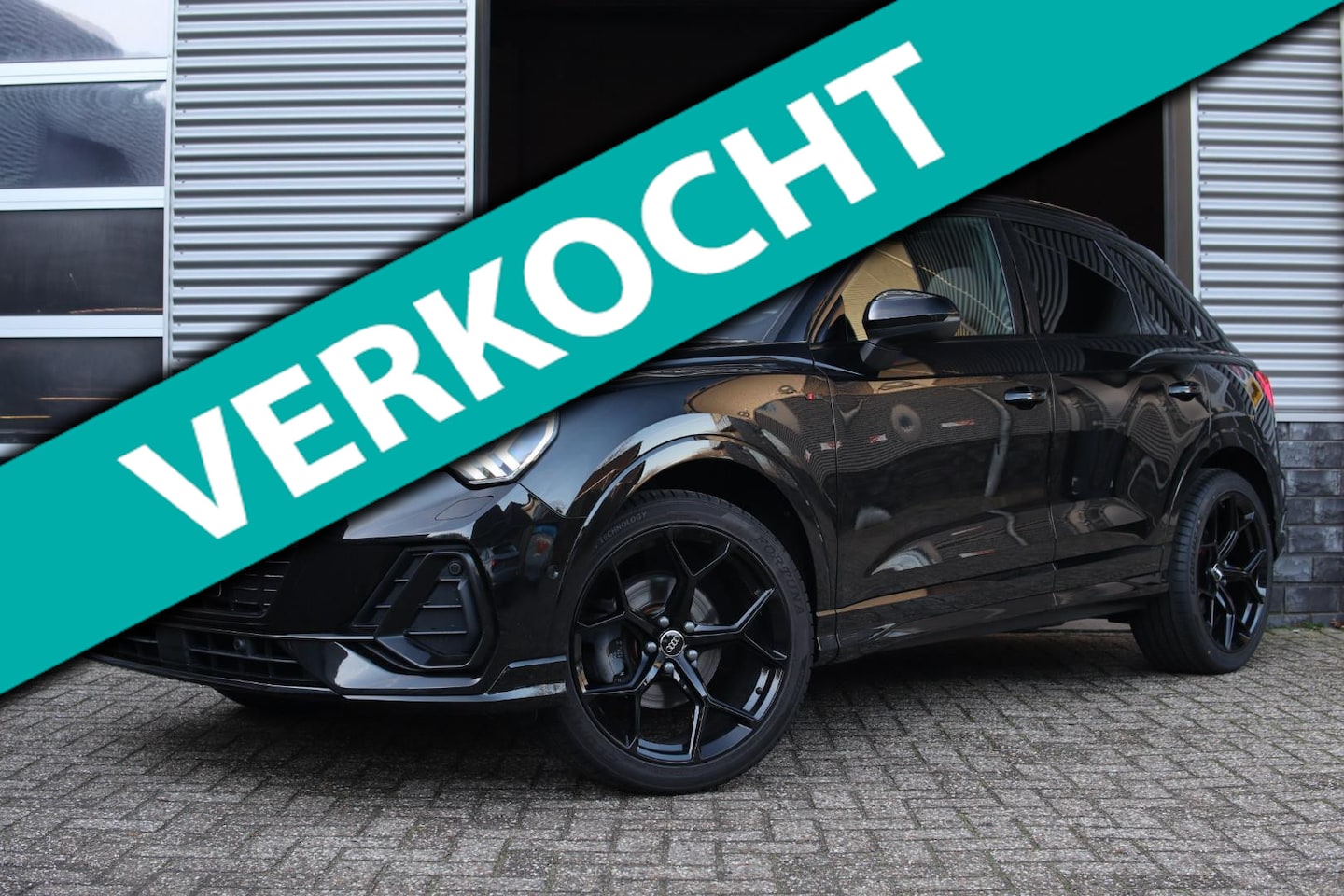 Audi Q3 - 35 TFSI 3xS-line |Pano|Keyless|LED|B&O|Trekhaak| - AutoWereld.nl