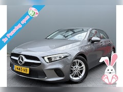 Mercedes-Benz A-klasse - BWJ 2020 180 136 PK Luxury Line AUTOMAAT | TREKHAAK | STOELVERW. | FULL LED | CAMERA | CAR