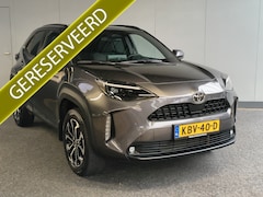 Toyota Yaris Cross - 1.5 Hybrid 115 First Edition Rijklaar + Fabrieksgarantie Henk Jongen Auto's in Helmond, al