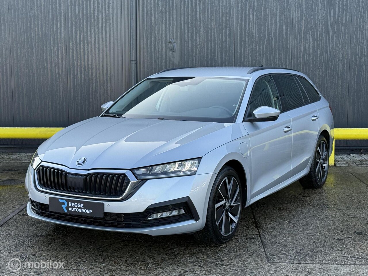 Skoda Octavia Combi - 1.4 TSI iV PHEV Business Edition Plus 1.4 TSI iV PHEV Business Edition Plus - AutoWereld.nl