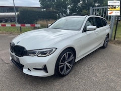 BMW 3-serie Touring - 330e xDrive High Executive Laser Pano 360Cam MEGA VOL