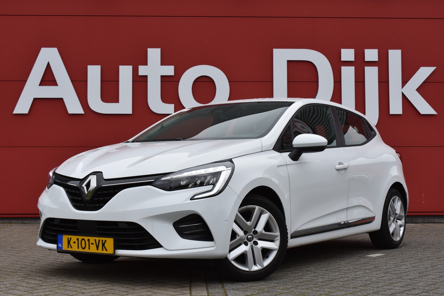 Renault Clio - 1.0 TCe Bi-Fuel Zen LED | Carplay | Navi | Airco | Cruise | DAB | PDC Paasmaandag van 10:0 - AutoWereld.nl
