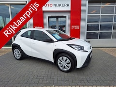 Toyota Aygo X - 1.0 VVT-i MT Play