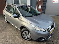 Peugeot 2008 - 1.2 PureTech Allure / Leder / Navi / PDC / Clima / Cruise