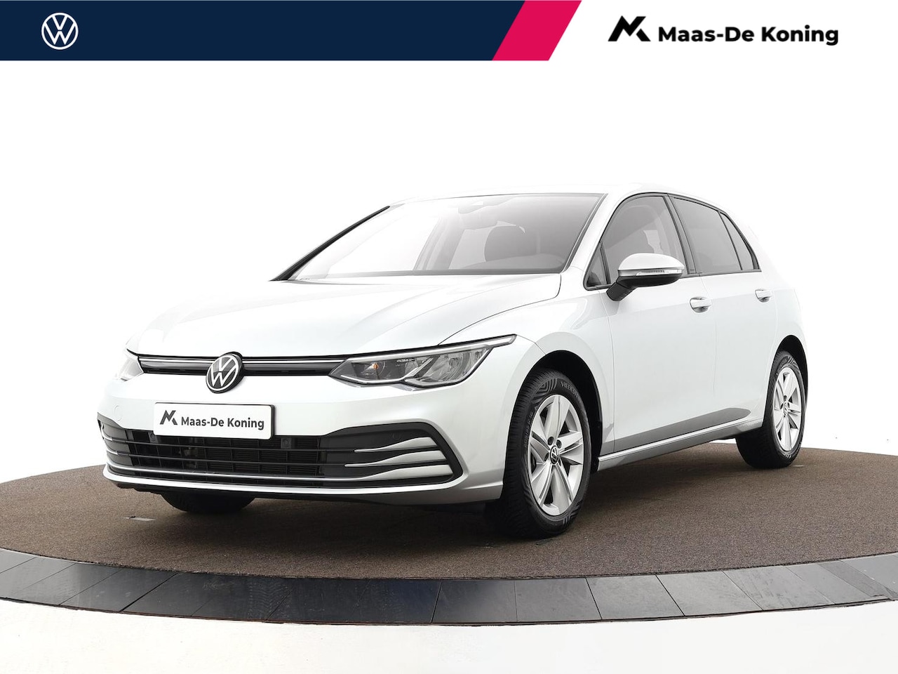Volkswagen Golf - 1.0 eTSI 110pk Life Business · Apple/Android Car Play · Navigatie · Sfeerverlichting · P-S - AutoWereld.nl