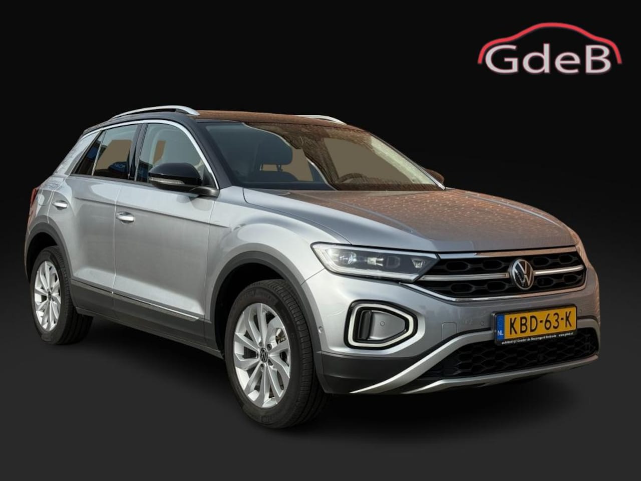 Volkswagen T-Roc - 1.5 TSI STYLE automaat  Panoramadak - AutoWereld.nl