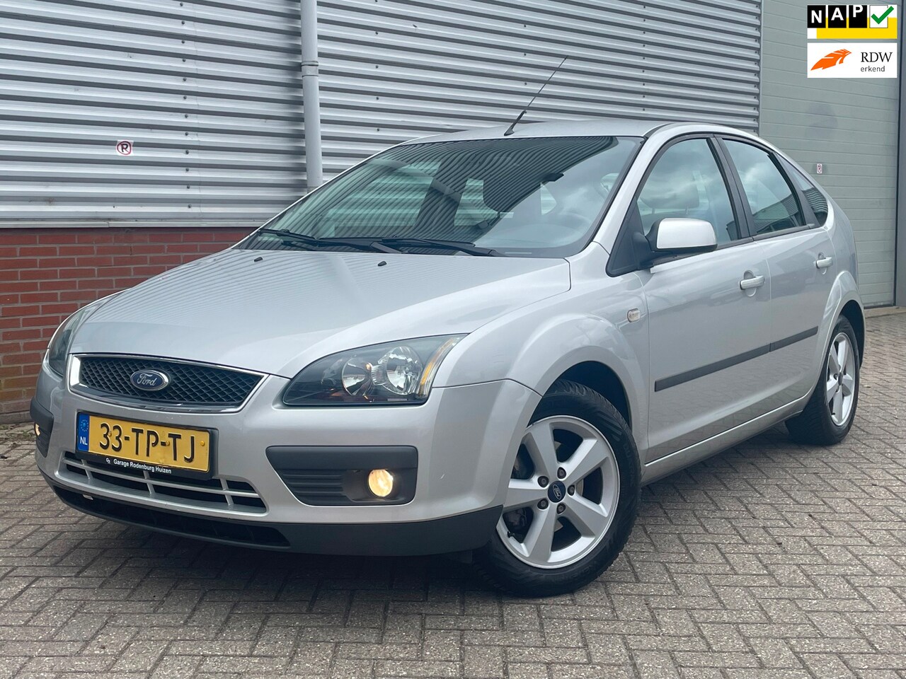 Ford Focus - 1.6-16V Airco Cruisecontrol Trekhaak D.Riem vervangen - AutoWereld.nl
