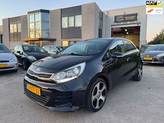 Kia Rio - 1.2 CVVT Plus Pack Airco Navi Led
