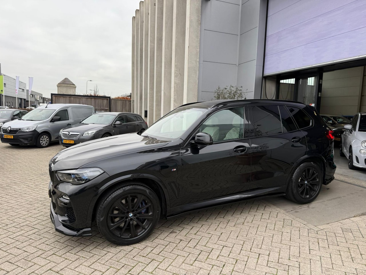 BMW X5 - XDrive45e M Edition! VOL! NAP! PANO! LASER! HUD! INRUIL MOGEIJK! - AutoWereld.nl