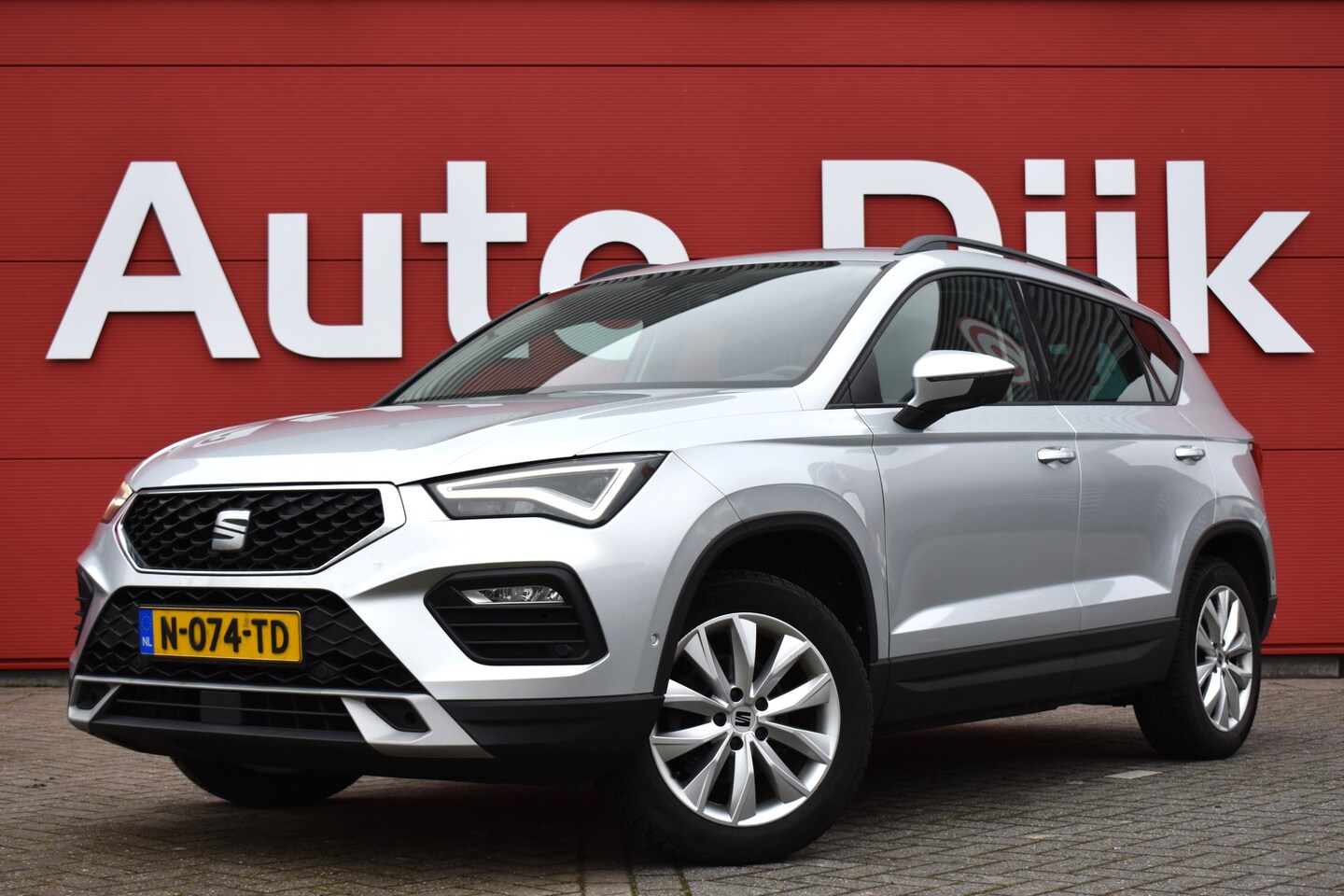 SEAT Ateca - 1.0 TSI Style Business Intense LED | Camera | Carplay | DAB | Clima | Cruise | PDC | LMV P - AutoWereld.nl