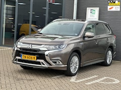 Mitsubishi Outlander - 2.4 PHEV Instyle/1STE EIG/PANO-DAK/CAMERA/NL-AUTO NAP