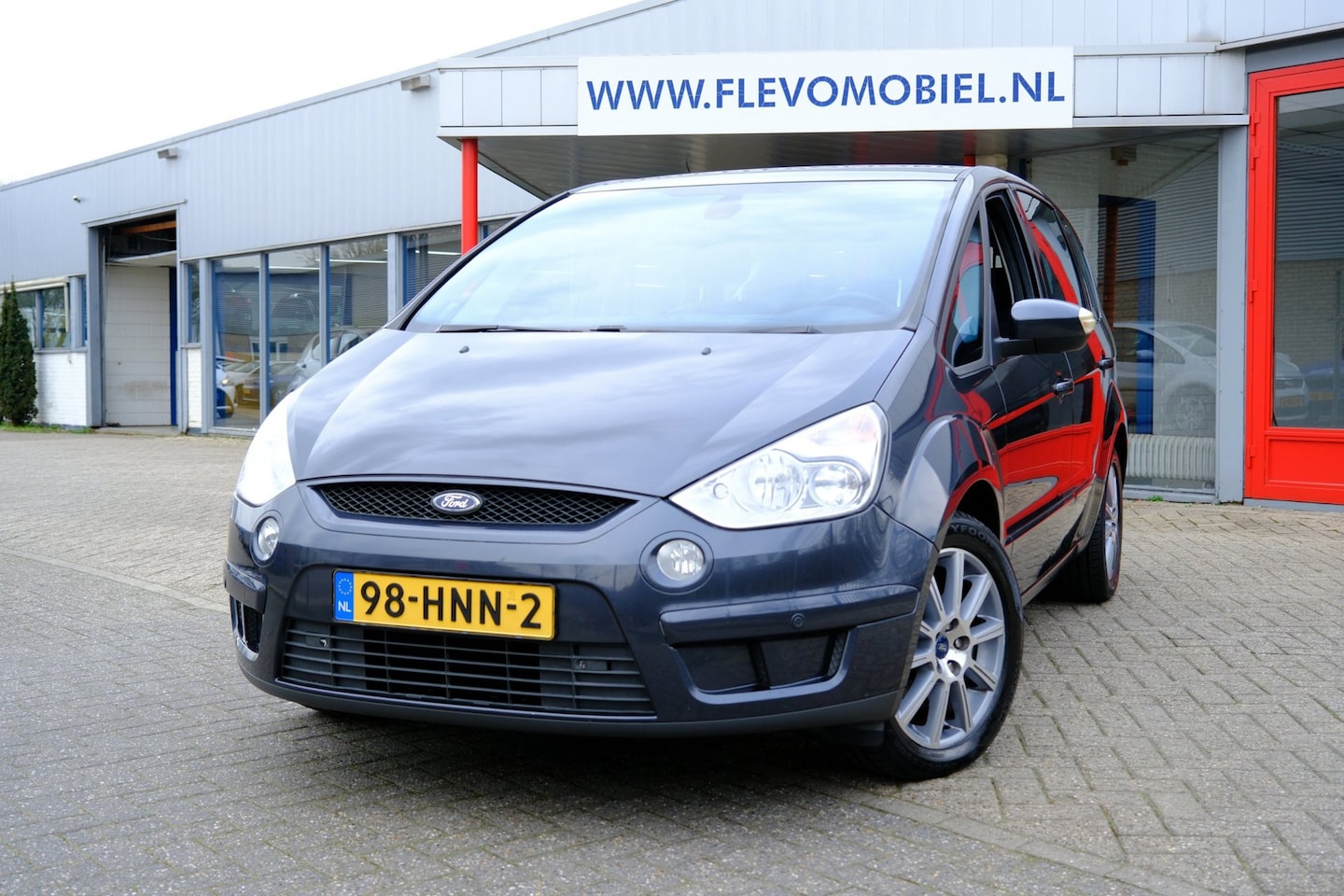 Ford S-Max - 2.0-16V Half-Leder|Navi|Clima|Trekhaak|LMV|PDC - AutoWereld.nl