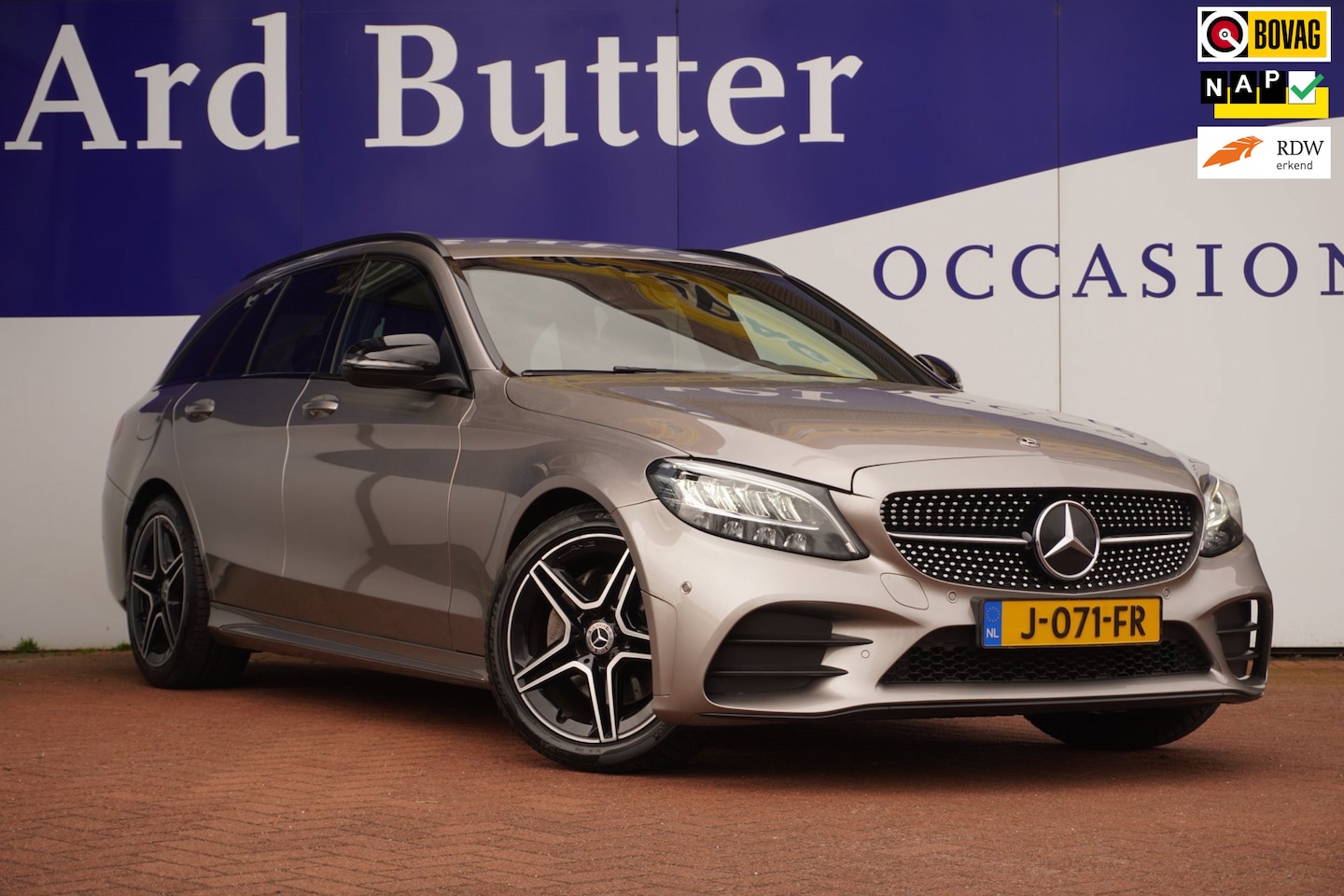 Mercedes-Benz C-klasse Estate - 180 Business Solution AMG+Led+Leder+Navi+camera+apple-careplay+Elek-trekhaak - AutoWereld.nl