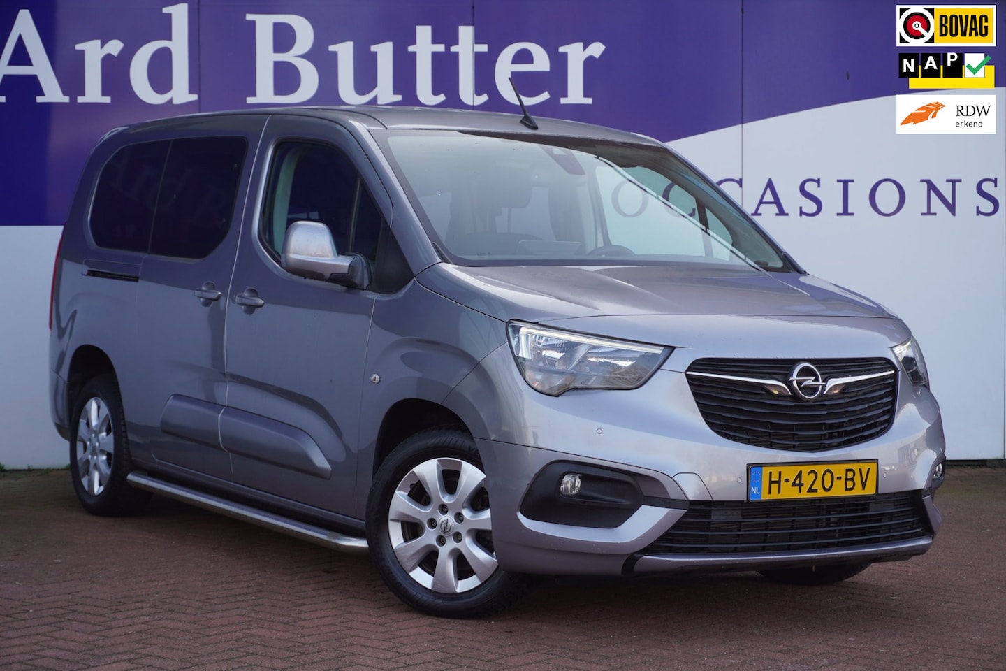 Opel Combo Tour - 1.2 Turbo L2H1 Edition 7PERS / Camera / 1EIG / Navi / Stuurverw. / DEALER ONDH. / 31-12-20 - AutoWereld.nl
