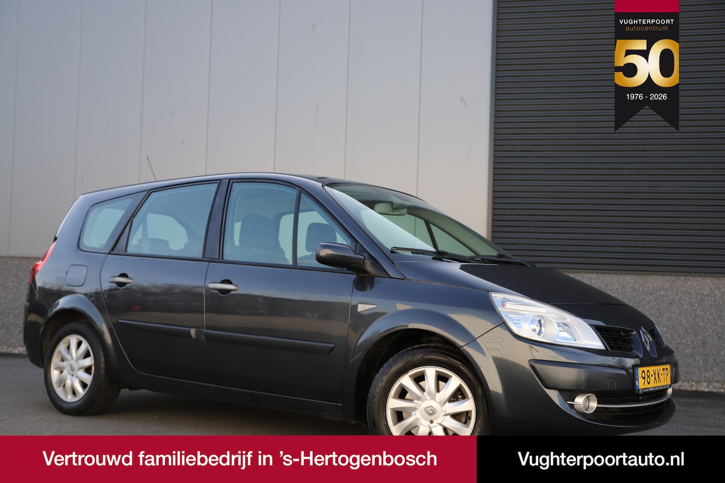 Renault Grand Scénic - 2.0-16V Tech-Line Automaat/Pano-dak/Trekhaak/Cruise - AutoWereld.nl
