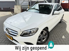Mercedes-Benz C-klasse - 200 Business Solution AMG*Automaat*CarPlay*Cruise*Camera*StoelVerwarming*Velgen
