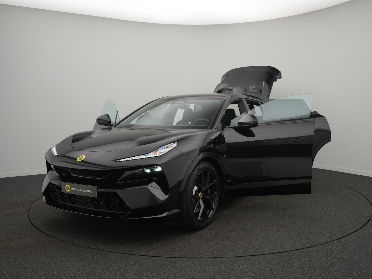 Lotus Eletre - 600 GT 4WD | Head Up | 22 Inch | Highway Assist | Luchtvering | - AutoWereld.nl