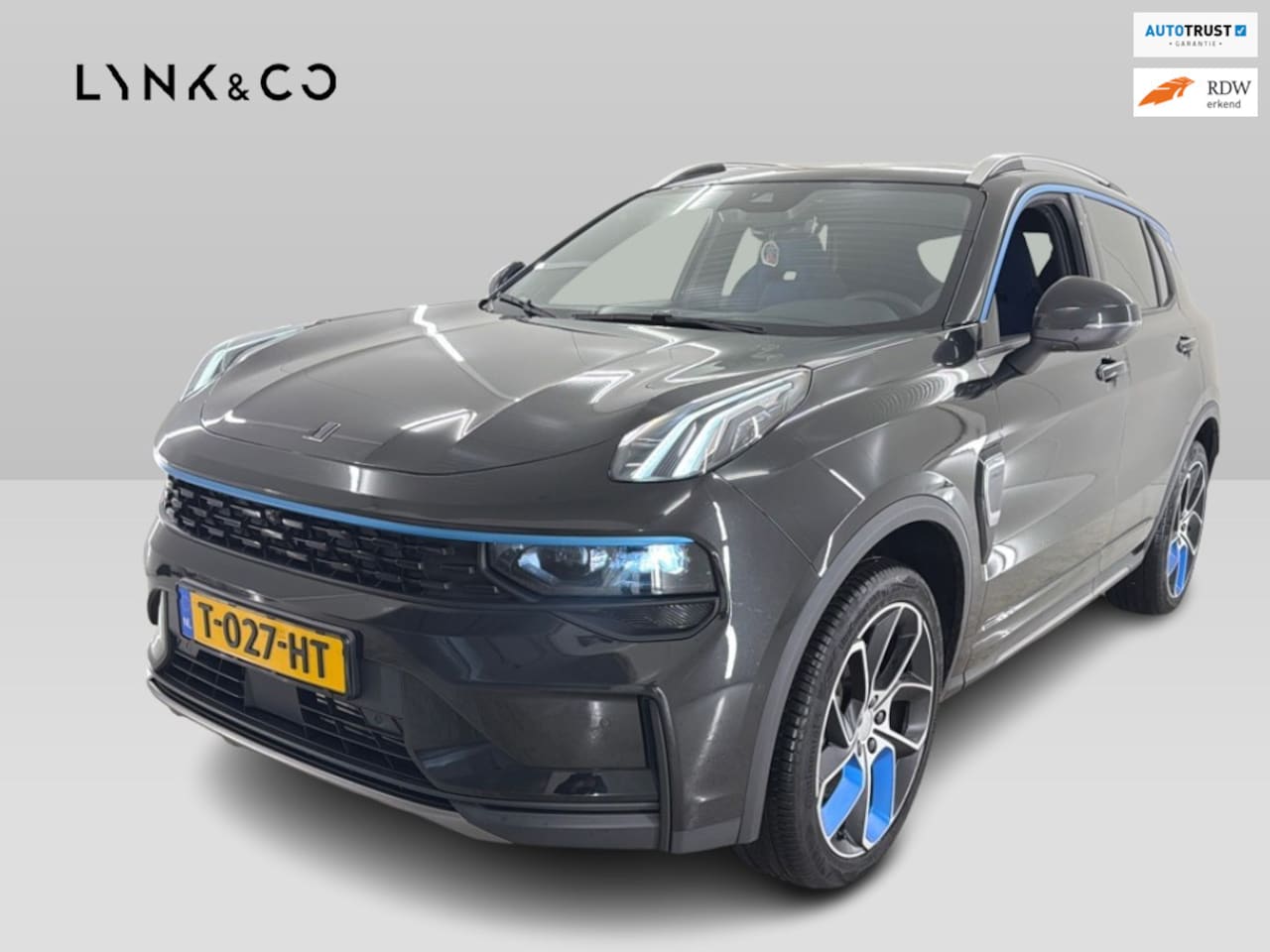 LYNK&CO LYNK & CO 01