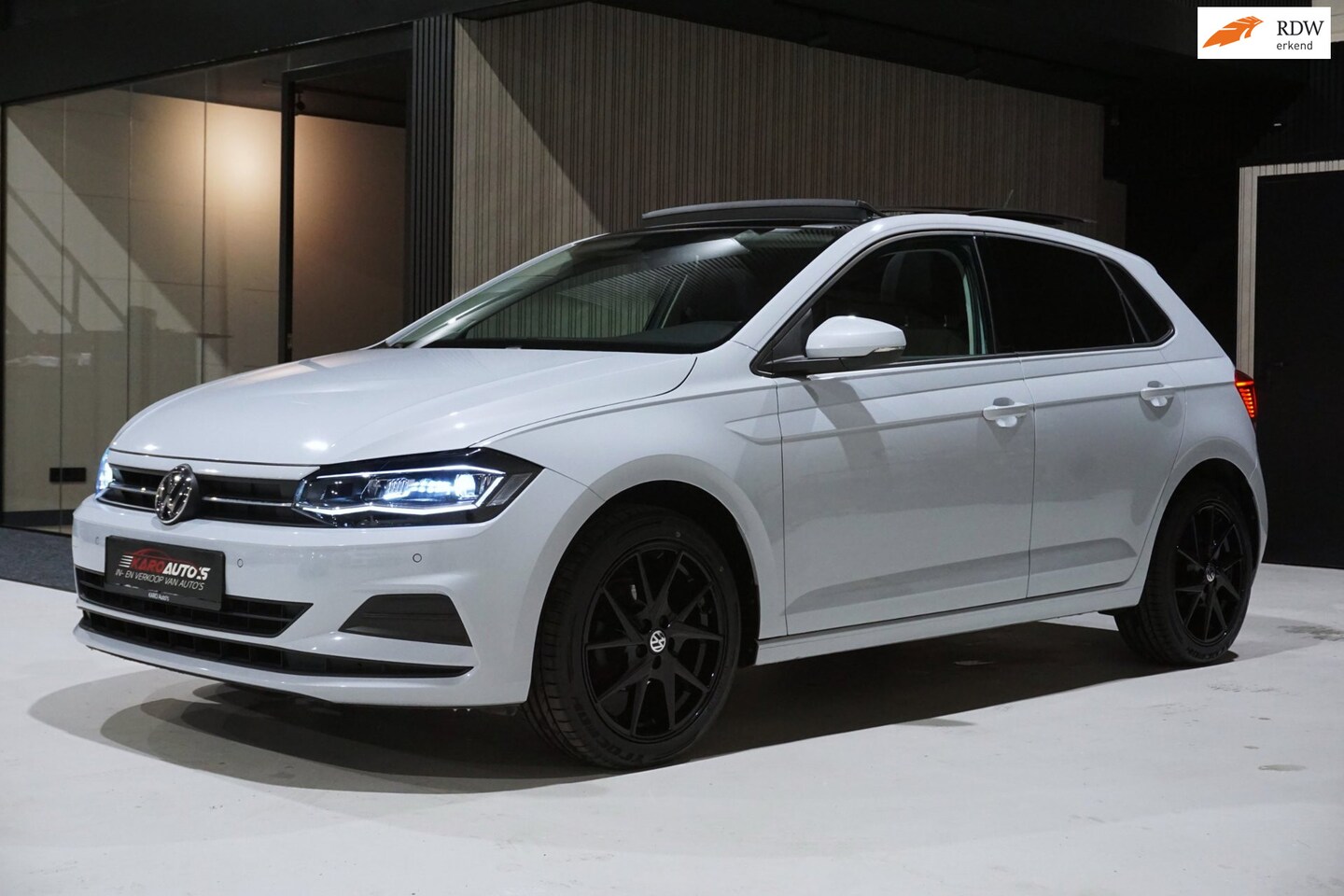 Volkswagen Polo - 1.0 TSI Highline Pano Led Carplay Cam Cruise - AutoWereld.nl