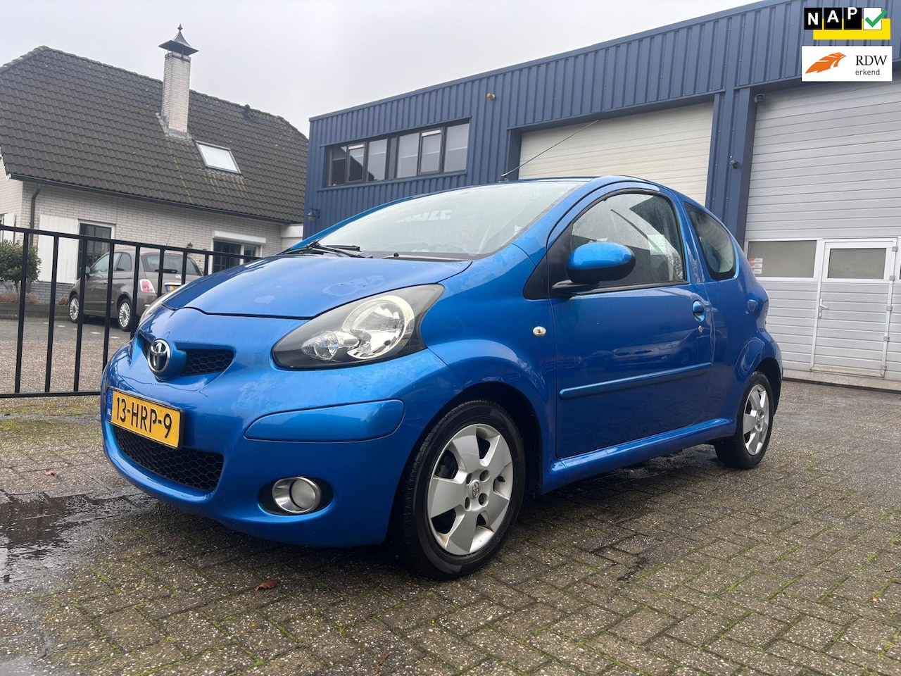 Toyota Aygo - 1.0-12V Dynamic Blue Airco / APK:27-2-27 LMV - AutoWereld.nl