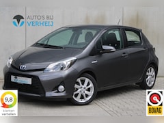 Toyota Yaris - 1.5 Full Hybrid Dynamic / CAMERA / LM VELGEN / DEALER ONDERHOUDEN