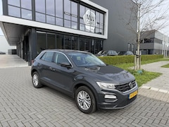 Volkswagen T-Roc - 1.0 TSI Style Carplay, Stoelverwarming