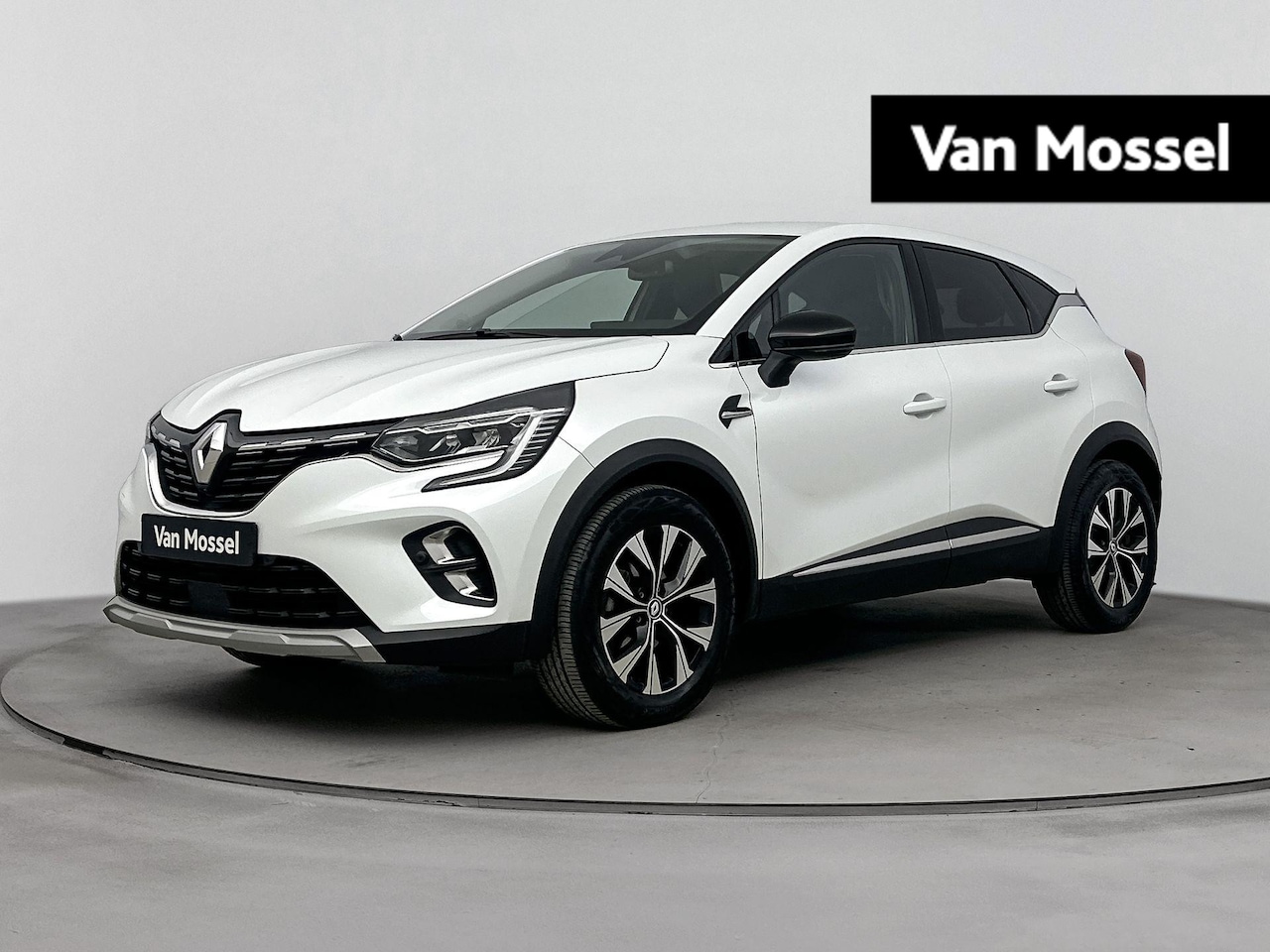 Renault Captur - 1.3 TCe 140Pk Intens | Navigatie | Apple Carplay/Android Auto | Parkeersensoren Voor & Ach - AutoWereld.nl