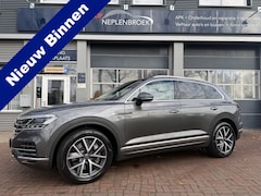 Volkswagen Touareg - 3.0 TSi eHybrid 4MOTION km 48.000 nap 1e eigenaar