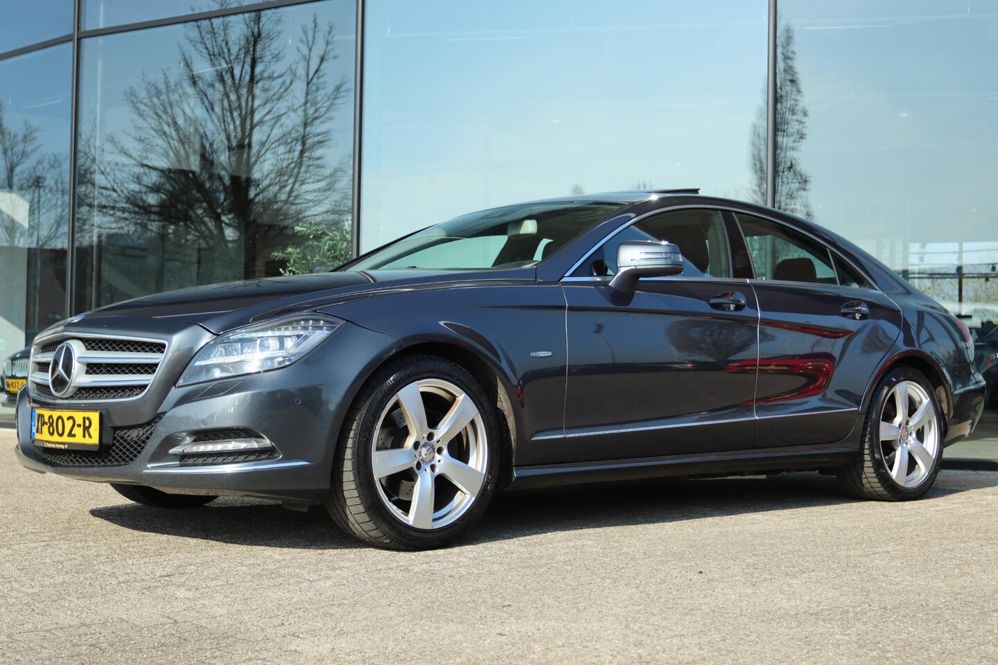 Mercedes-Benz CLS-klasse - 350 V6 | MASSAGESTOEL | MEMORY | LEDER | CAMERA | XENON | AIRMATIC | SCHUIFDAK | HARMAN/KA - AutoWereld.nl