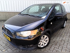 Mitsubishi Colt - 1.1 Inbusiness * APK tot 02-04-2027