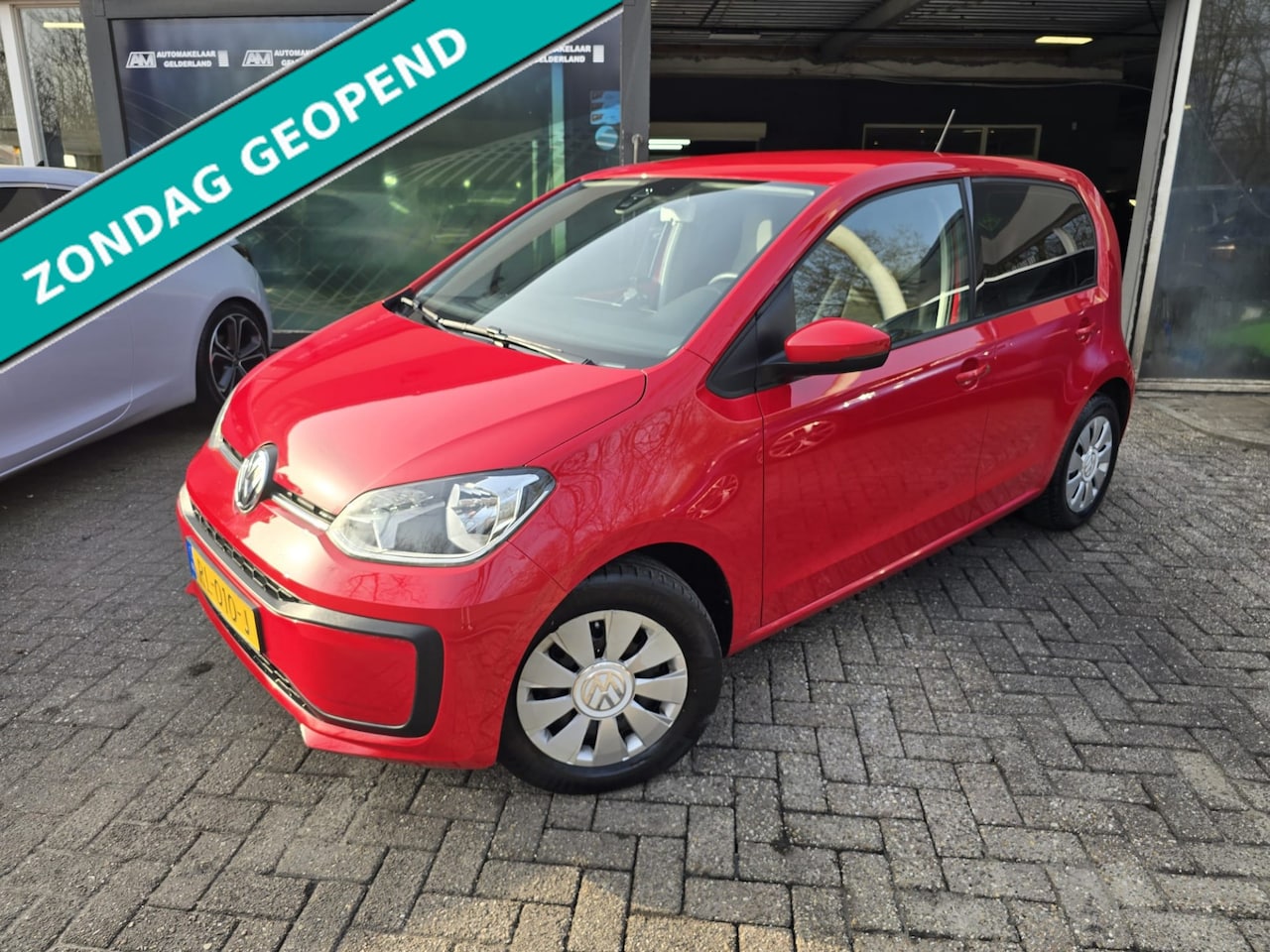 Volkswagen Up! - 1.0 BMT move up! | 12MND GARANTIE | AIRCO | NW APK | NL AUTO | - AutoWereld.nl