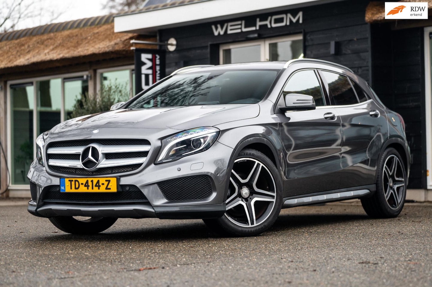 Mercedes-Benz GLA-Klasse - 180 AMG Night Edition Plus I I 100% onderhouden bij de dealer I - AutoWereld.nl